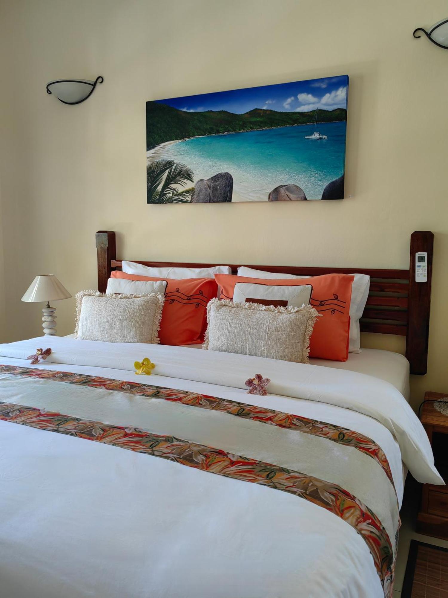 Maison Charme De L'Ile La Digue Bagian luar foto