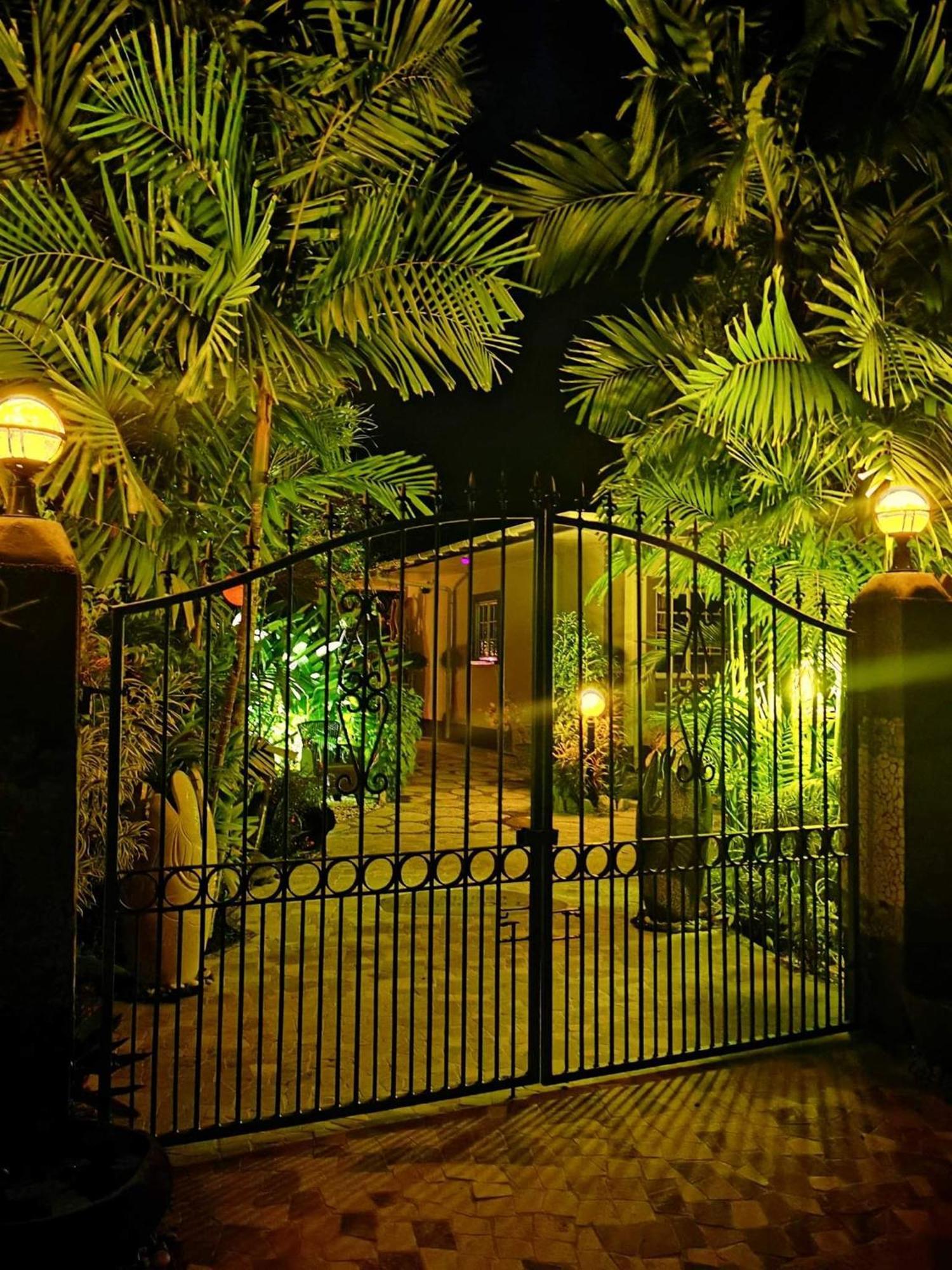 Maison Charme De L'Ile La Digue Bagian luar foto