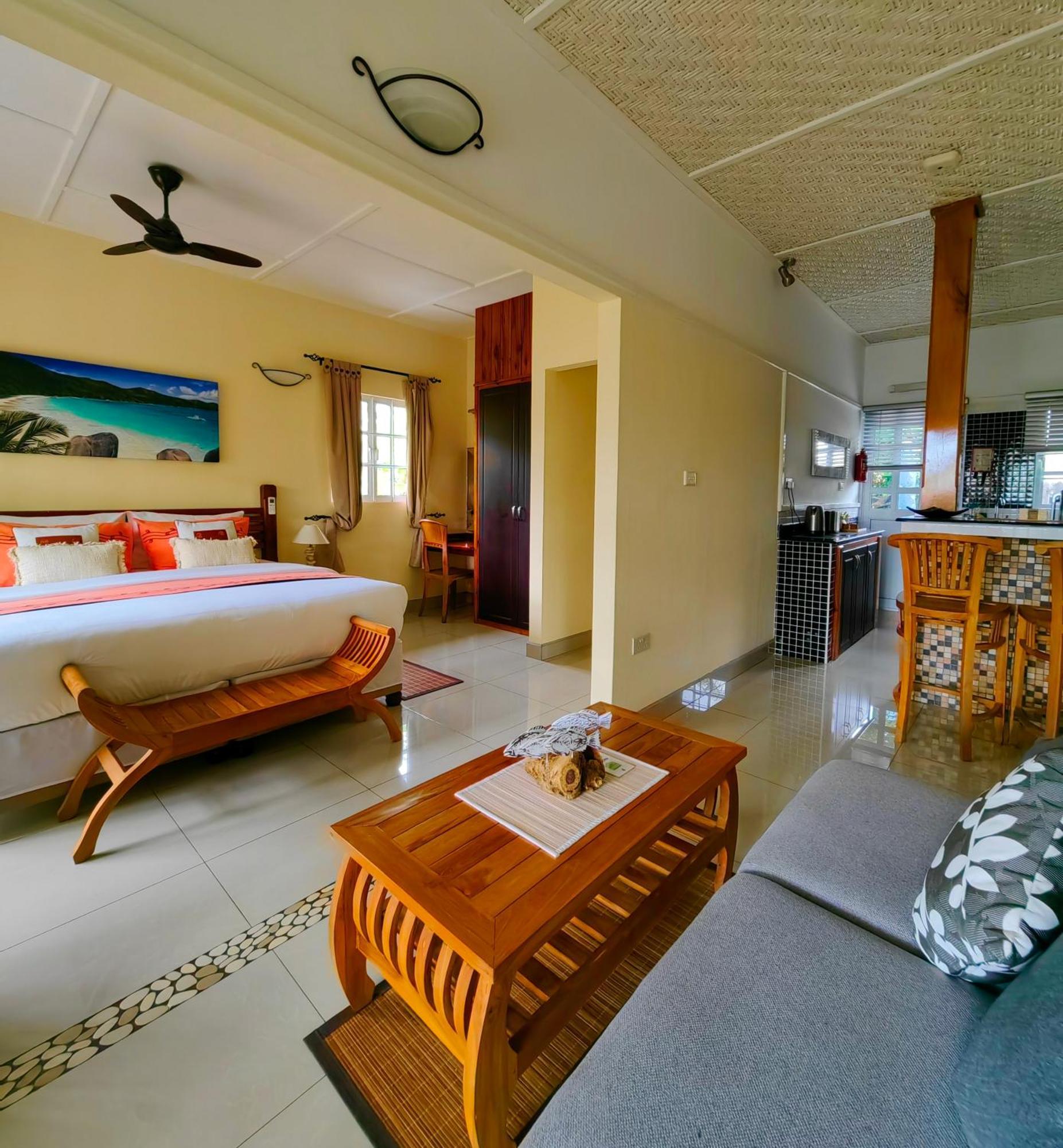 Maison Charme De L'Ile La Digue Bagian luar foto